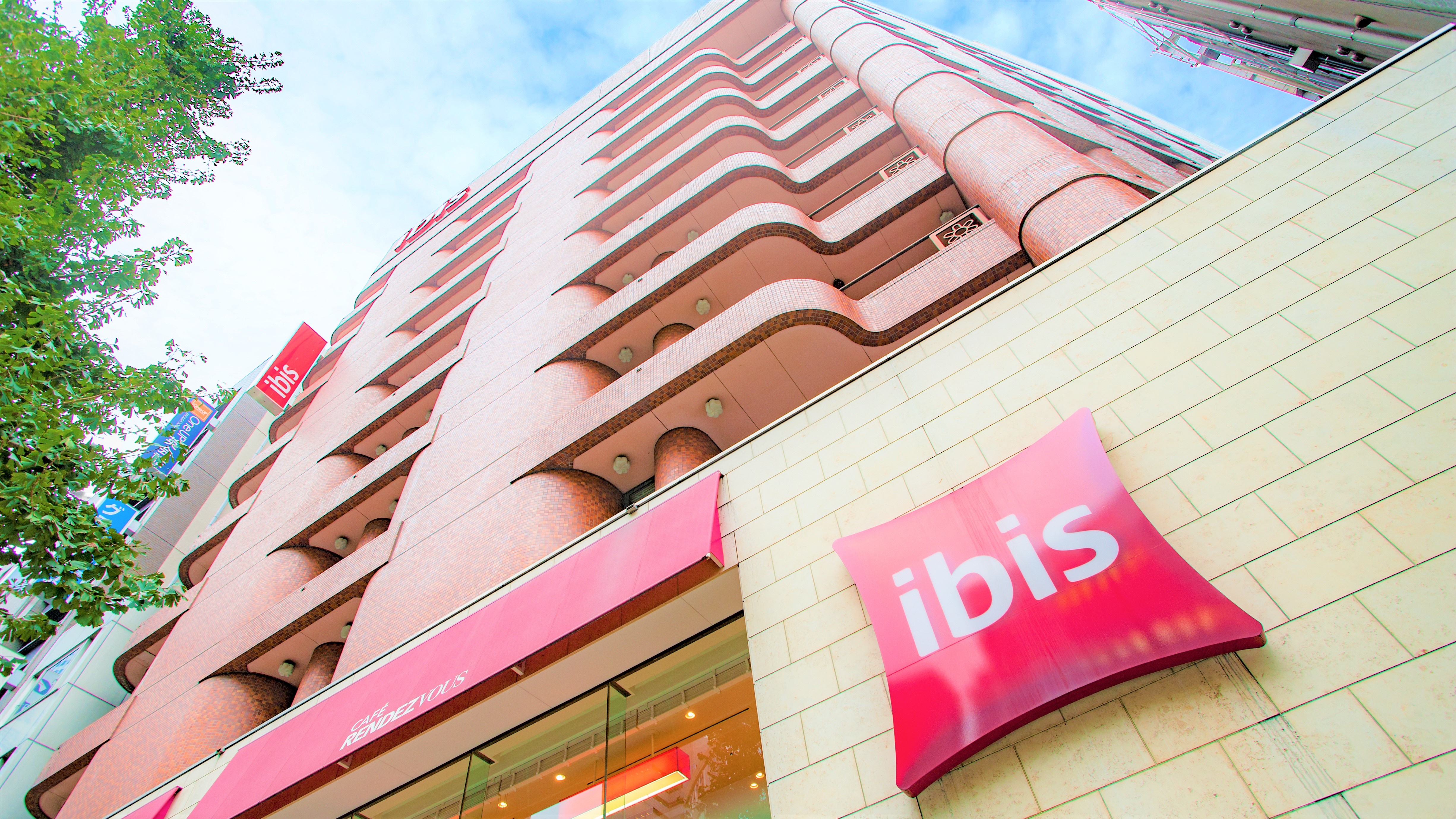 新宿駅周辺のホテル 格安予約 宿泊料金比較 検索 トラベルコ