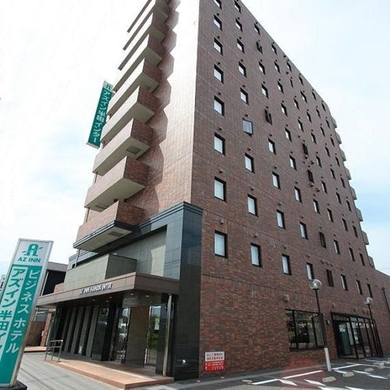 アズイン半田インター 施設全景