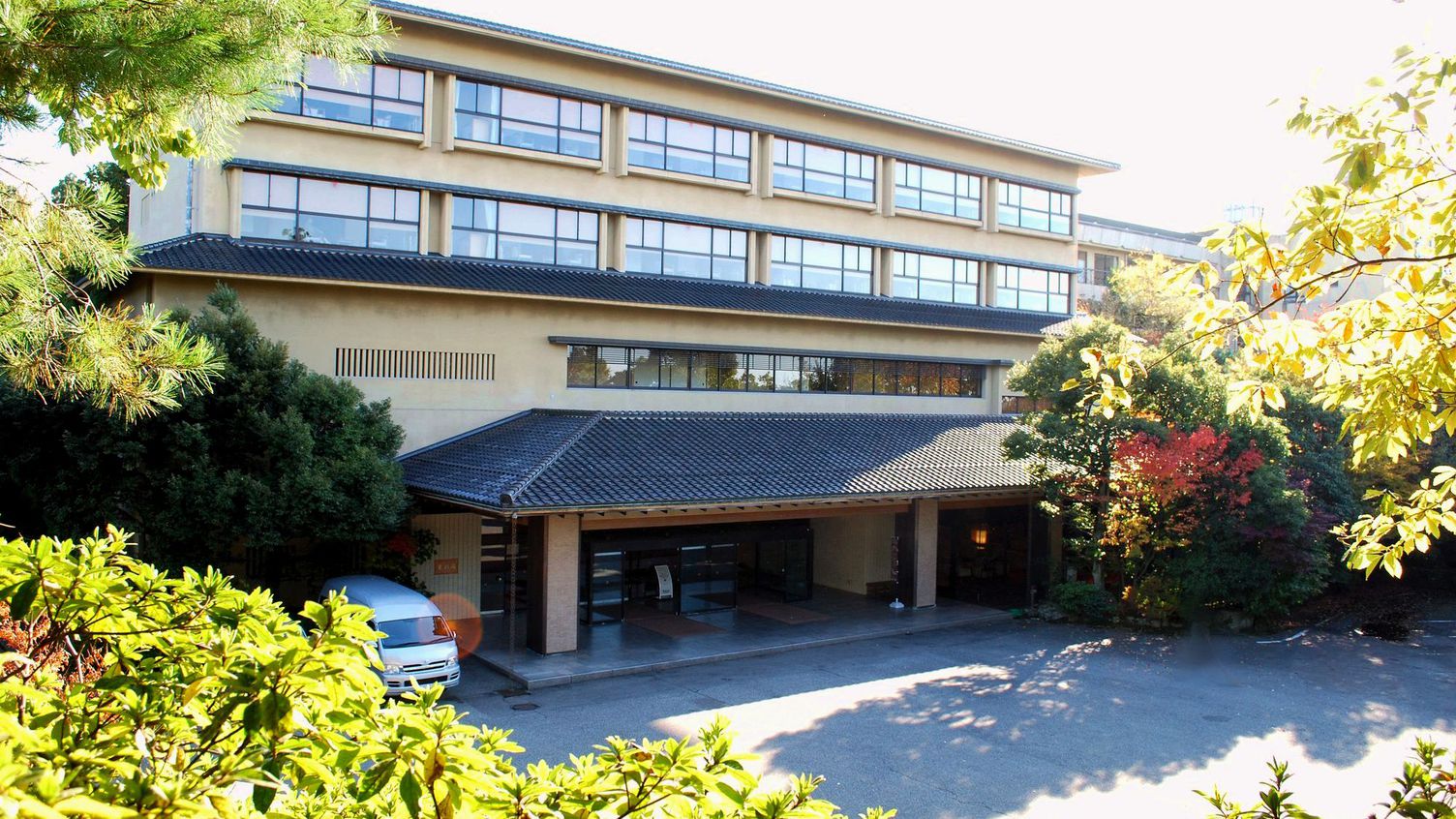 加賀山代温泉 みどりの宿 萬松閣 施設全景