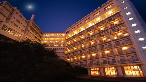 矢太樓・矢太樓南館 世界新三大夜景の煌めきを一望できる宿 施設全景