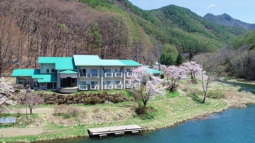立岩荘 施設全景