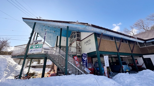 ユースビラ 白馬とおみ 施設全景