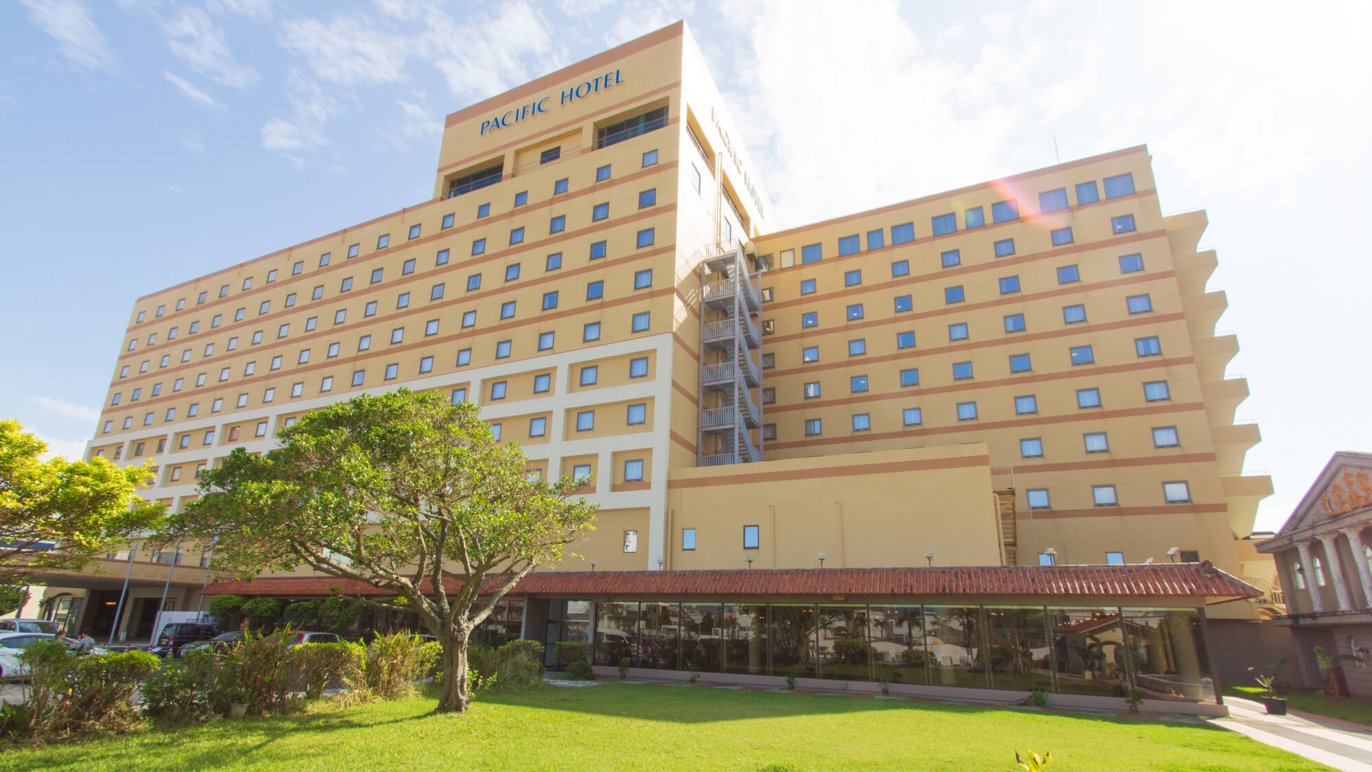 パシフィックホテル沖縄 施設全景