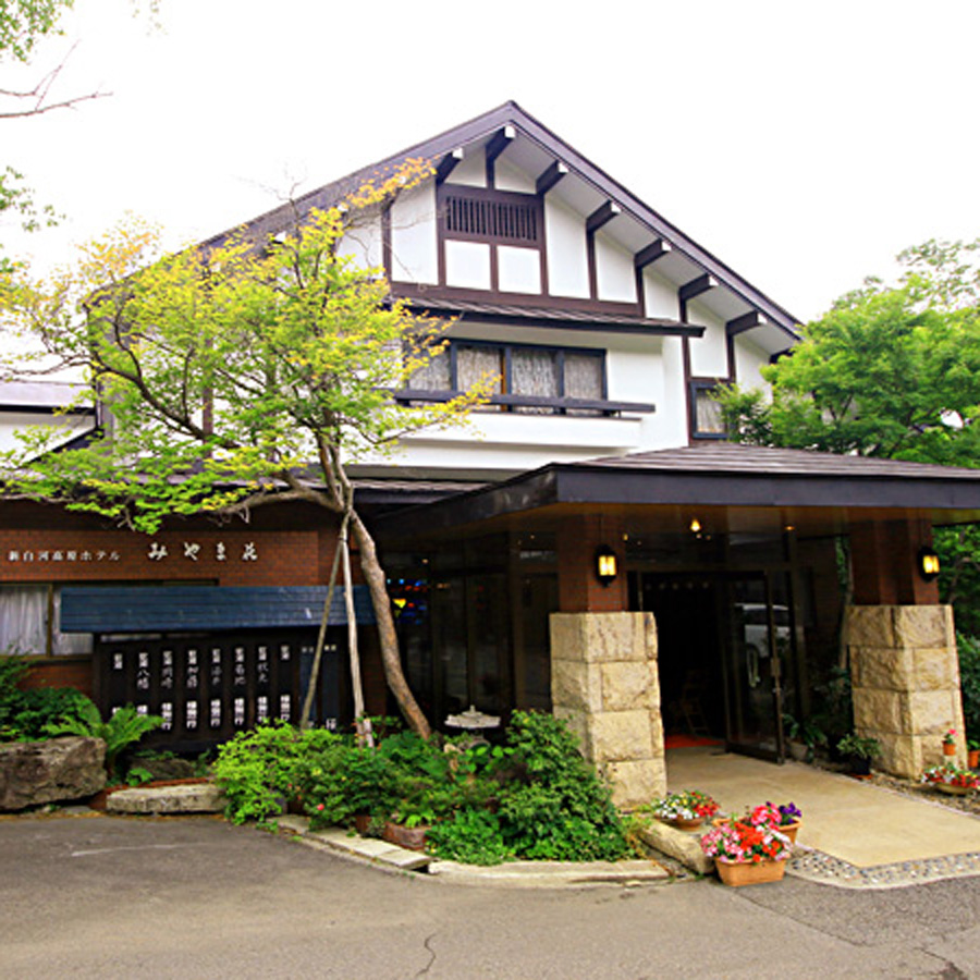 元湯大露天風呂 みやま荘 施設全景