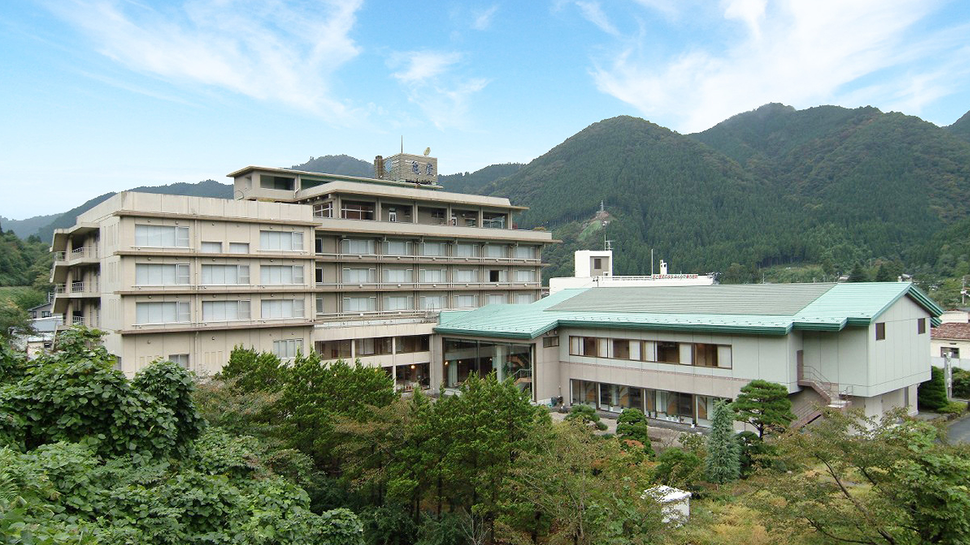 鳴子温泉　ホテル亀屋 施設全景