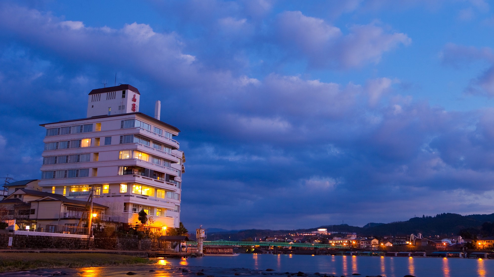 caffel ひなのさと 施設全景