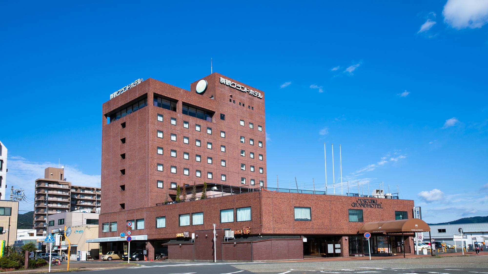 舞鶴グランドホテル 施設全景