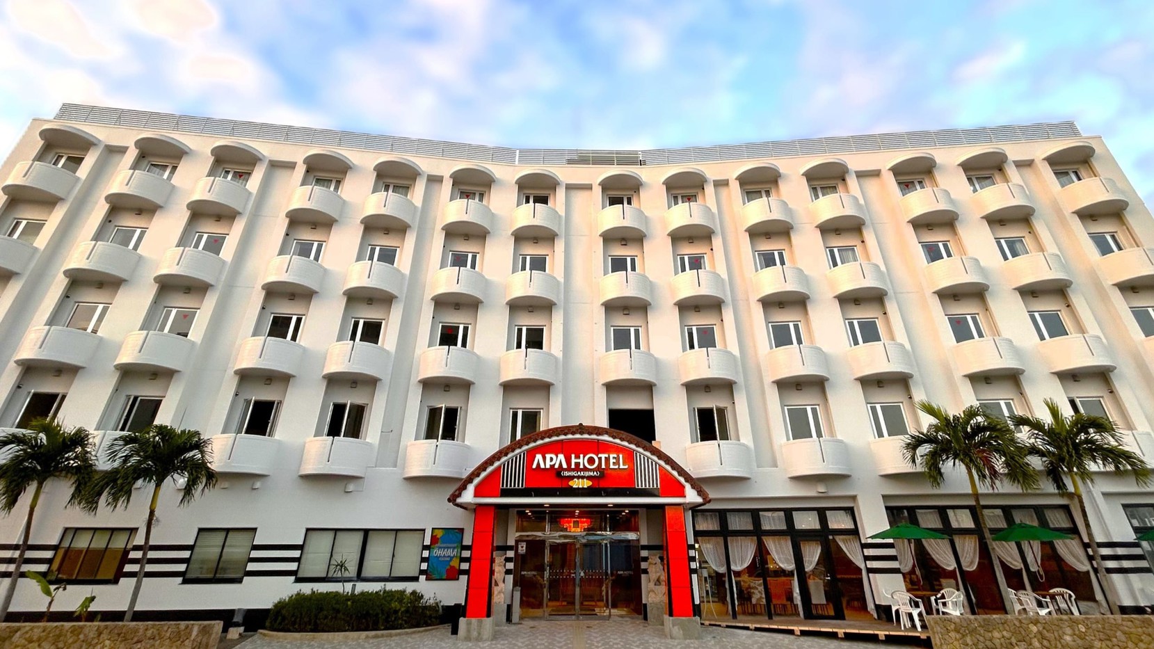 アパホテル〈石垣島〉 施設全景