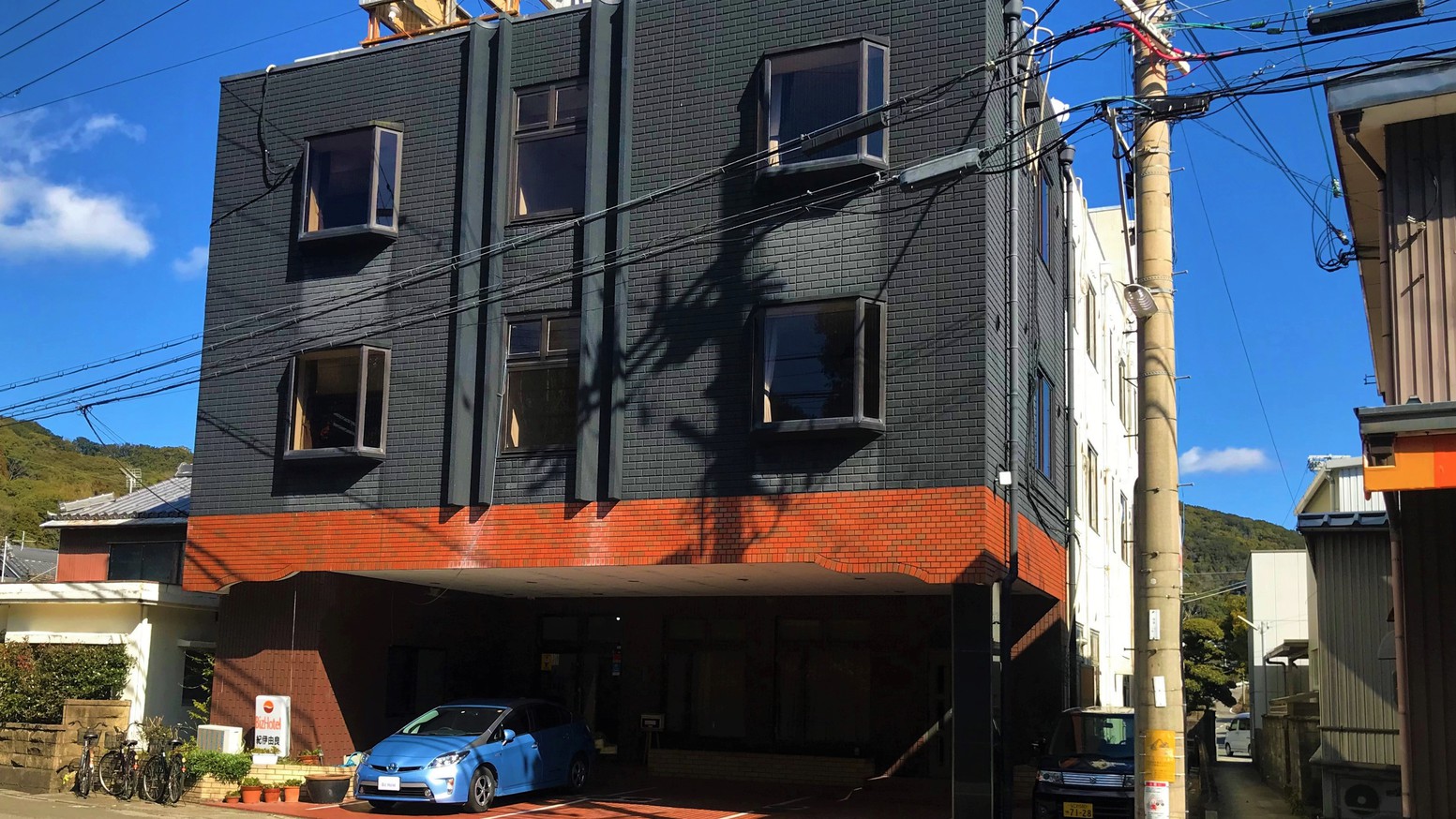 BizHotel(ビズホテル)紀伊由良 施設全景