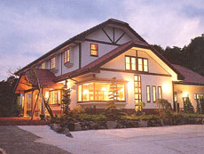 ペンション マスカレード 施設全景