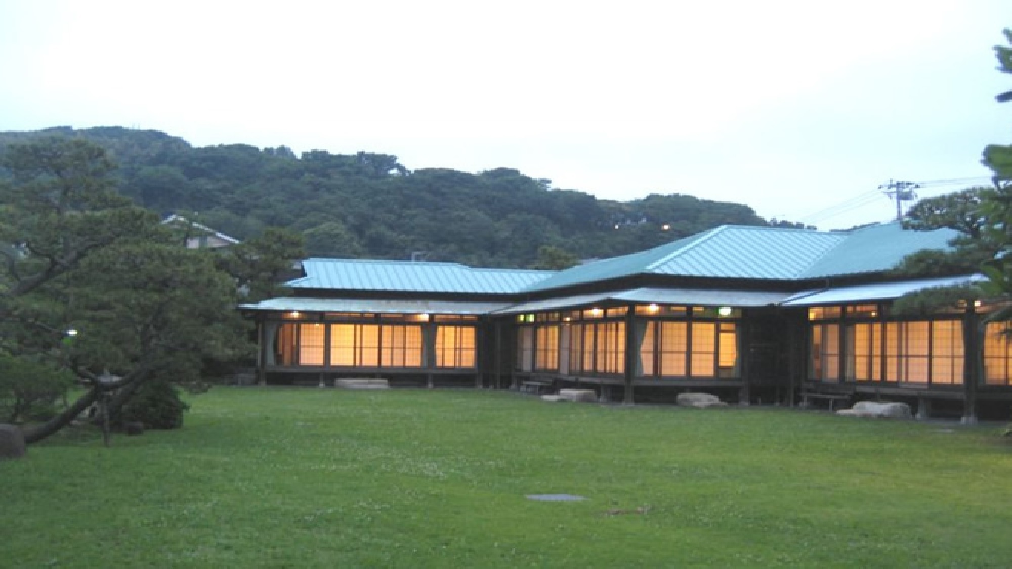 KKR逗子 松汀園(国家公務員共済組合連合会逗子保養所) 施設全景