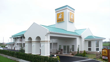 ファミリーロッジ旅籠屋・伊勢松阪店 施設全景