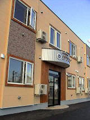 ビジネスホテル グランディ 施設全景