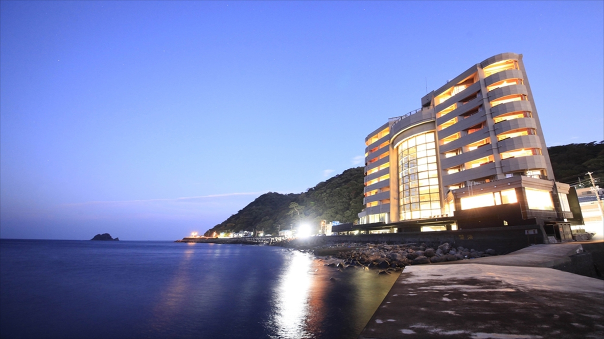 写真:ラグジュアリー 和 ホテル 風の薫UMI