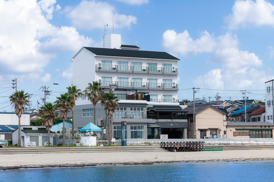 日間賀島 いすず館 施設全景