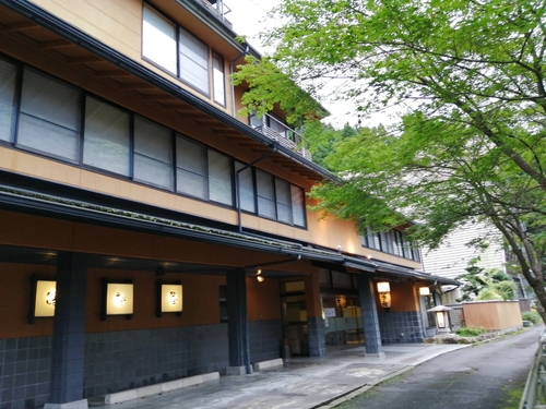 赤目滝　四季の宿　滝本屋 施設全景