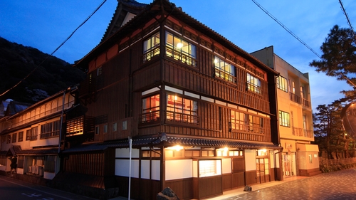 名勝二見浦 海鮮割烹の宿 海洋楼 施設全景