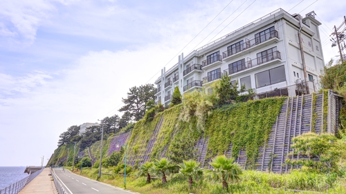 日間賀島　サンホテル大陽荘 施設全景