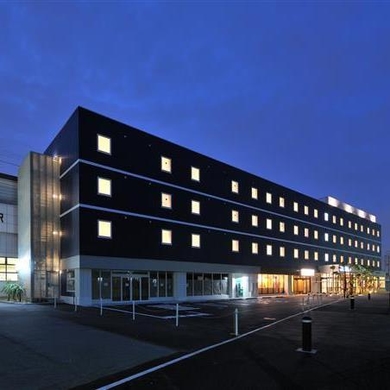 CVS・BAY HOTEL 本館(CVS・ベイホテル本館)