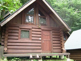 ログコテージ さくら 施設全景