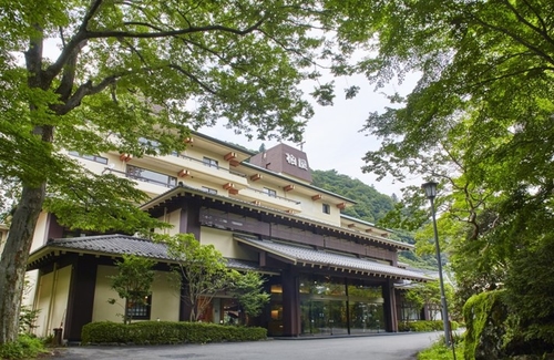 川治温泉　湯けむりの里　柏屋 施設全景