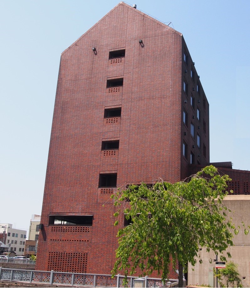 城町アネックス 施設全景