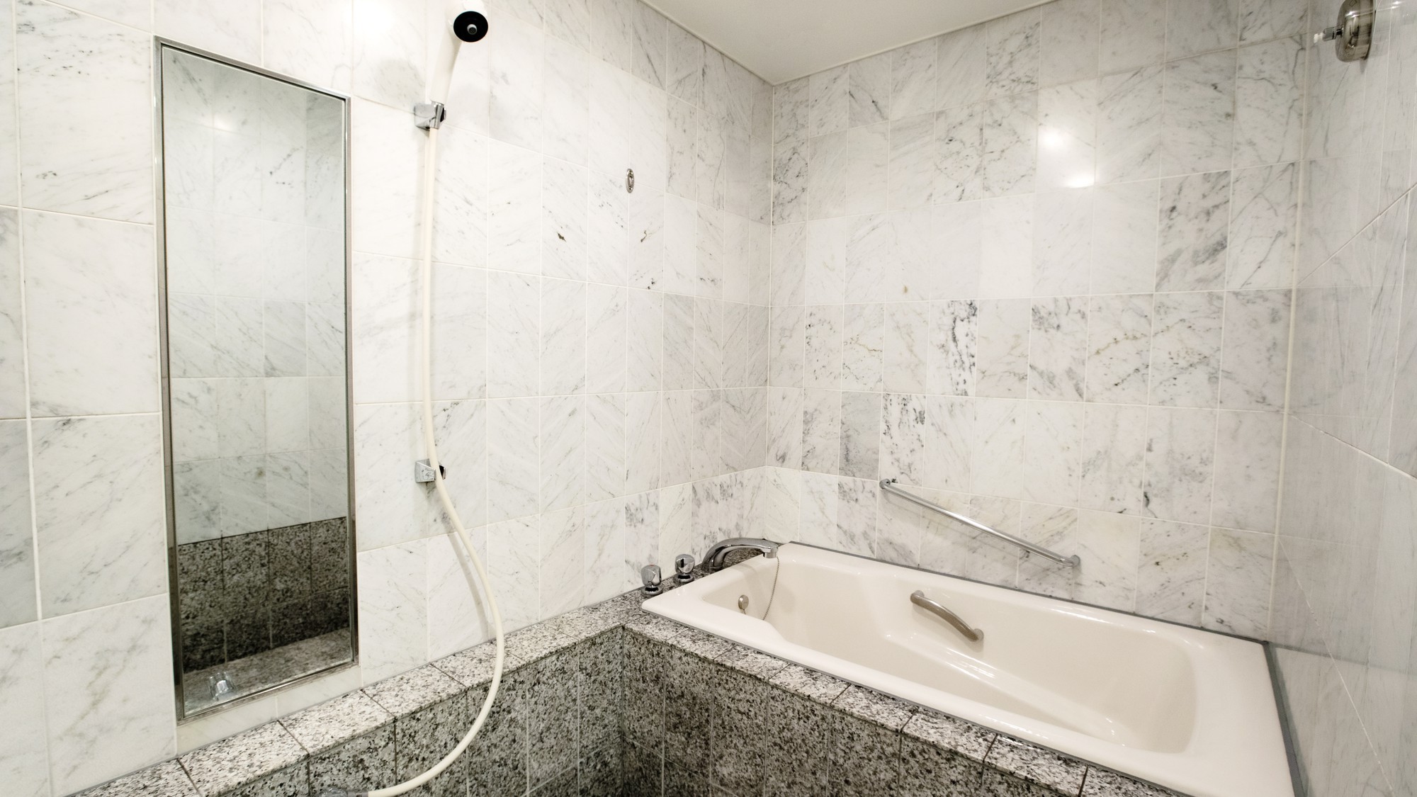 デラックスダブル バスルーム