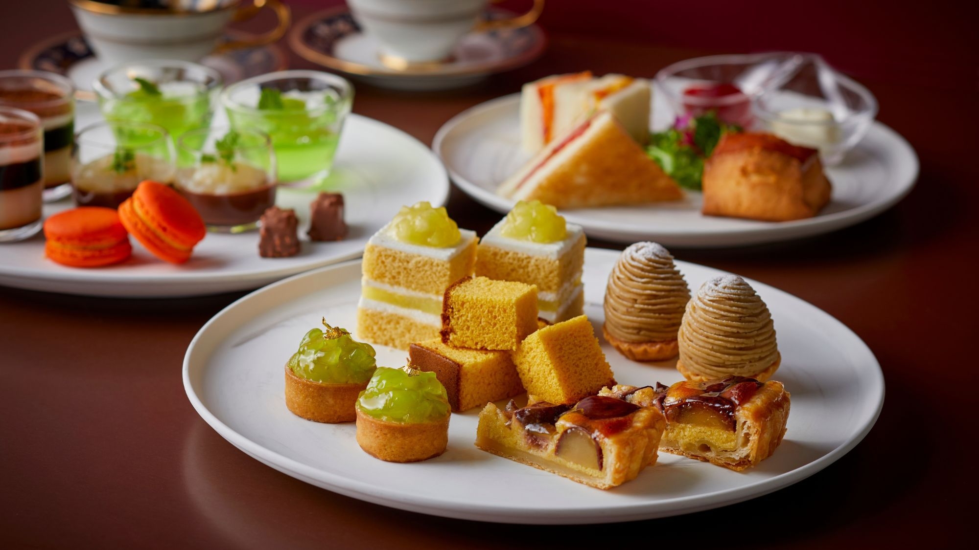 Sweets ＆ Stay  〜お部屋で楽しむ秋のスーパーアフタヌーンティーセット〜【宿泊】