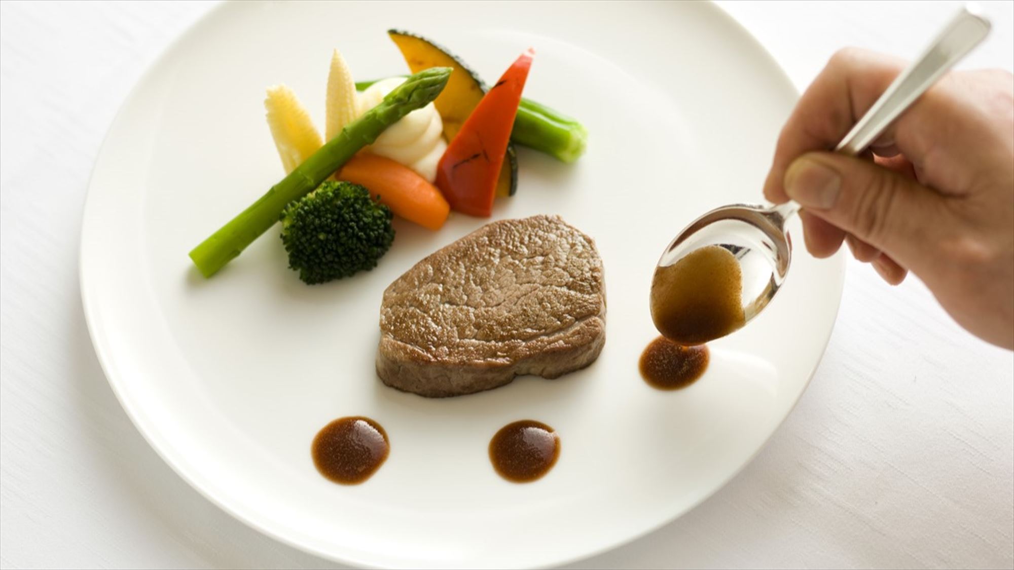 カステリアンルーム　料理一例　
