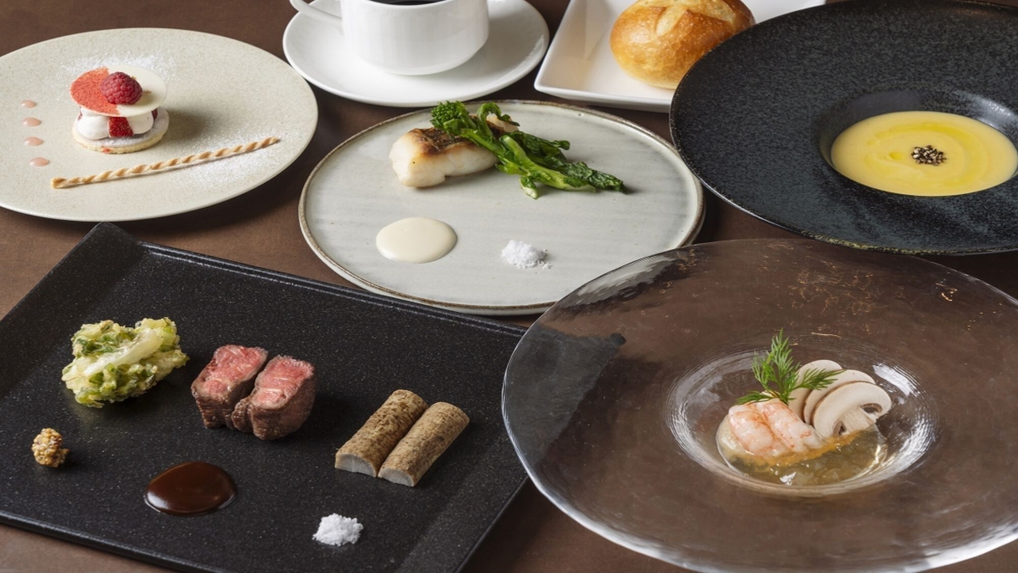 【早期割15／1泊2食】シェフお勧め！十勝の旬食材を味わうこだわりの洋食コース＜さき楽15＞