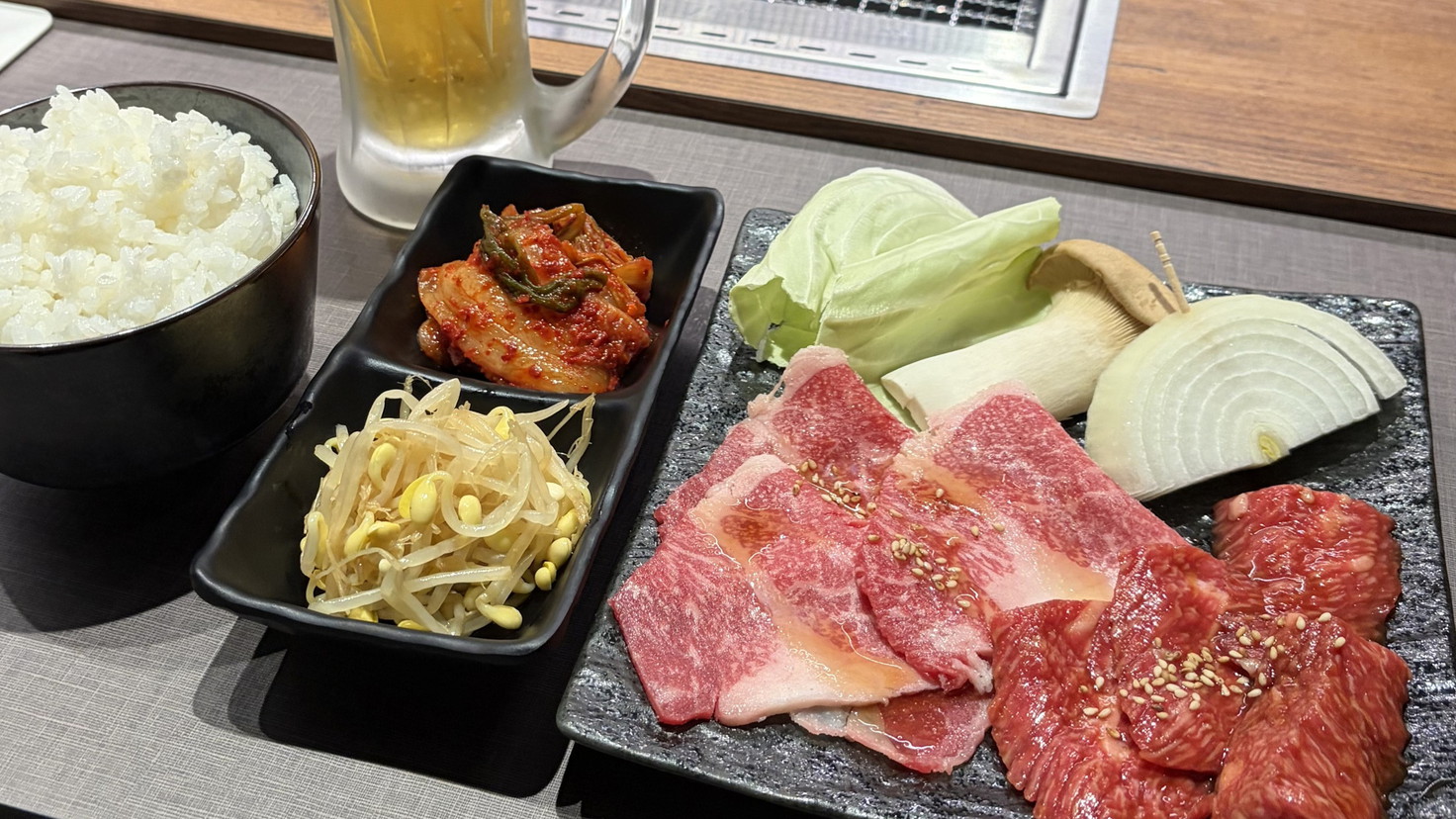 【夕食付き】厳選2種♪お肉の食べ比べセットをご用意