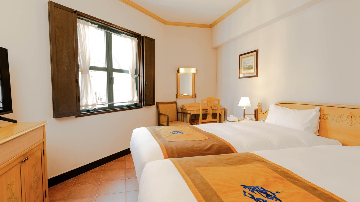 コーナーツインルーム（ハリウッドタイプ）