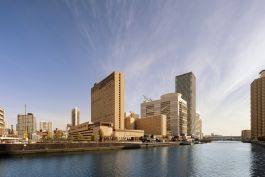 【ポイント10倍】大阪駅から無料バスで15分 「大阪の迎賓館」で寛ぎの時間を  ＜素泊まり＞