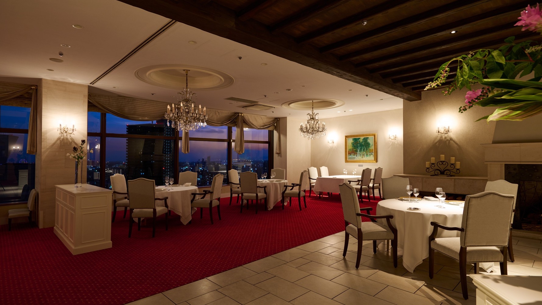 【Stay and Dine】◆美食を堪能◆ホテルクレジット10，000円付き（素泊まり）