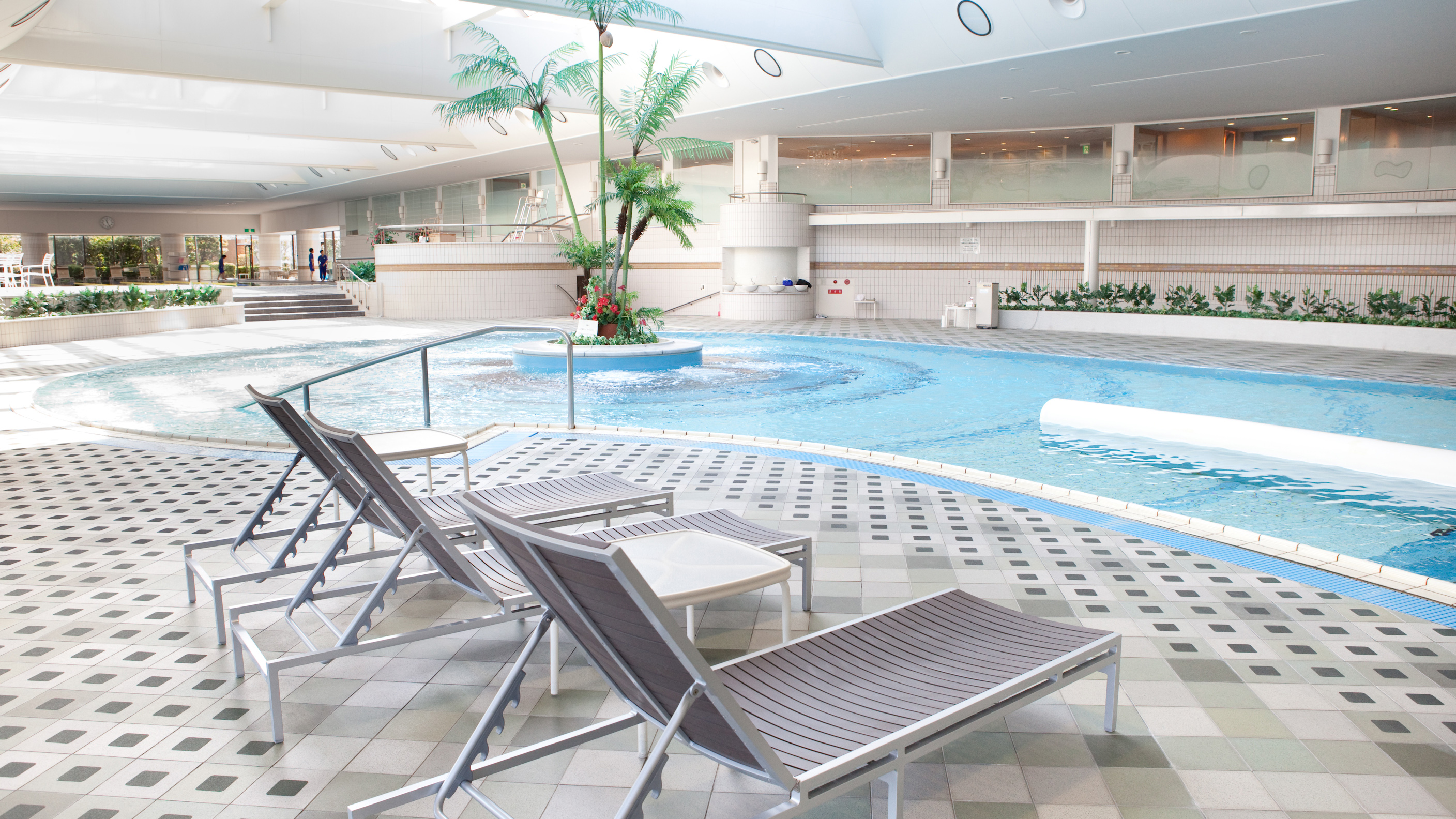 【スイミングクラブ】シェイプアッププール