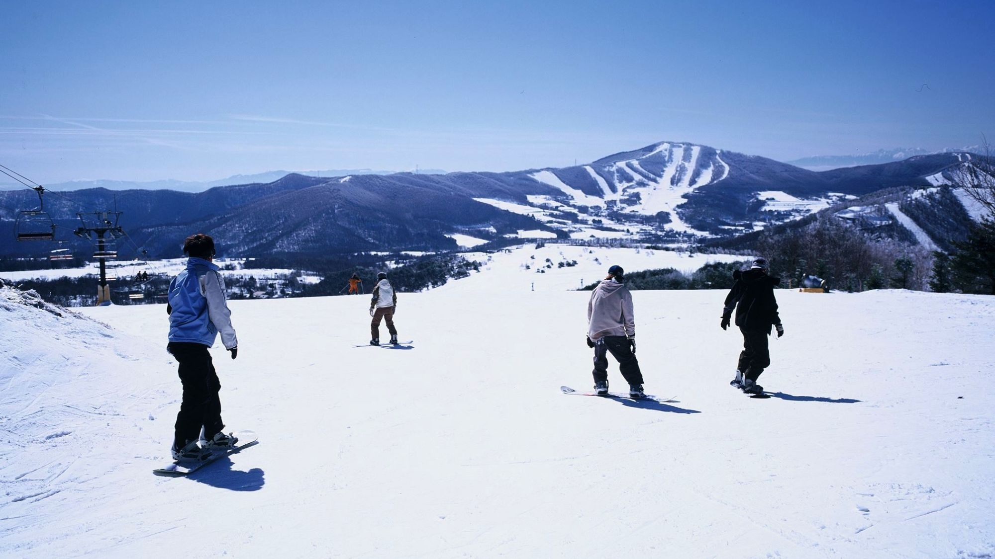 ≪冬季１泊２食≫菅平高原パインビークスキー場リフト乗り場が道路挟んで目の前！基本プラン