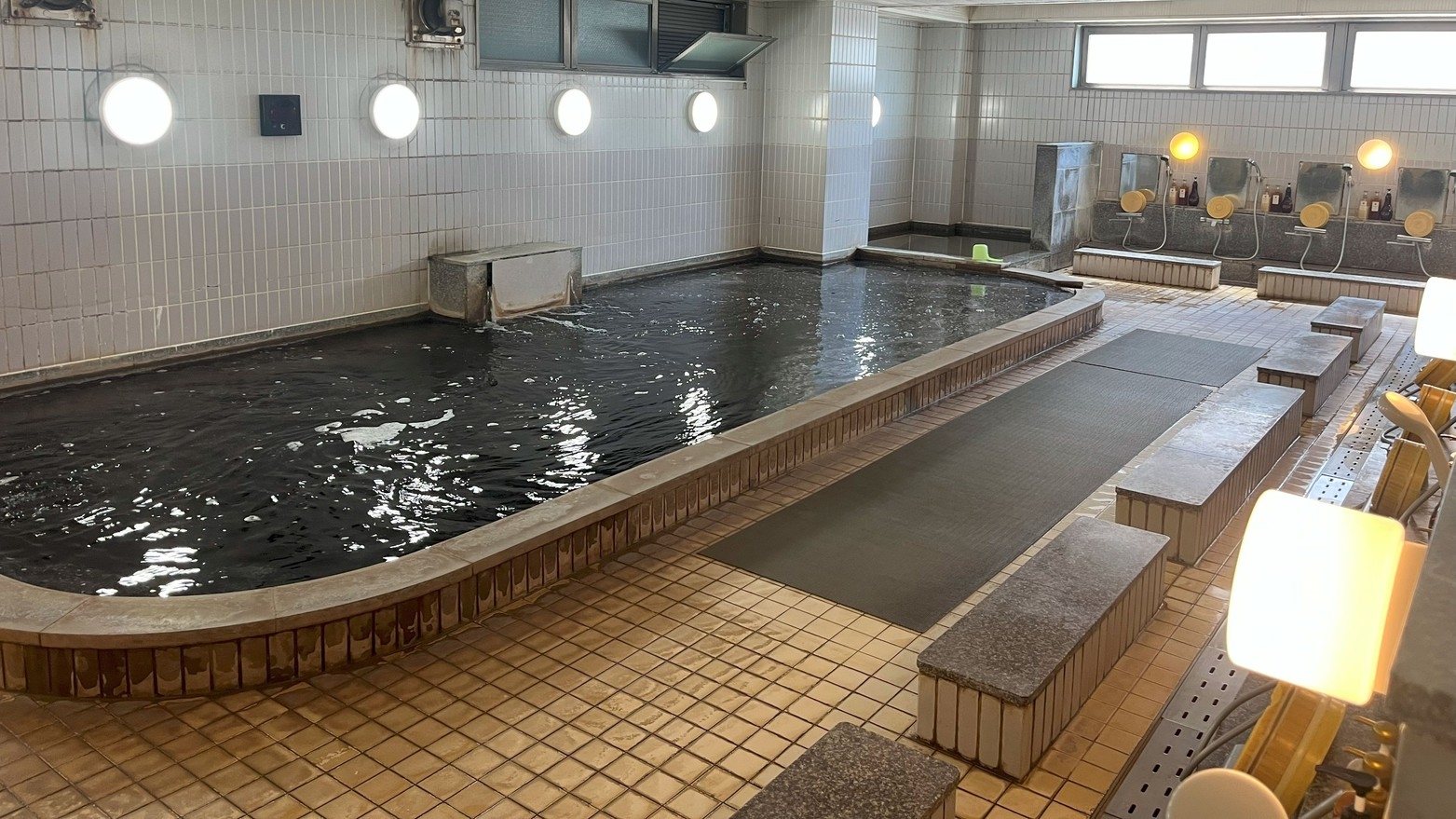 【ミッドナイトセール】20時過ぎての特別案内　無料朝食付き宿泊プラン