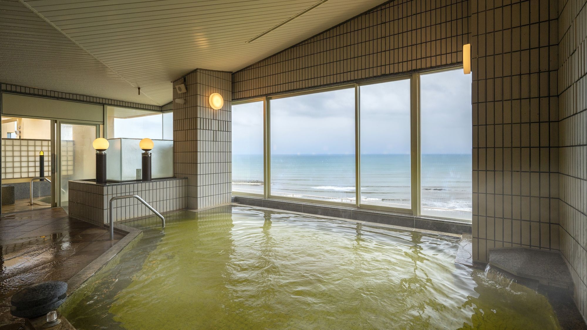 【温泉SALE】【土地の恵みプラン】 鮑など海の幸を中心に旬の味覚を楽しむ当宿一押し★九十九里プラン