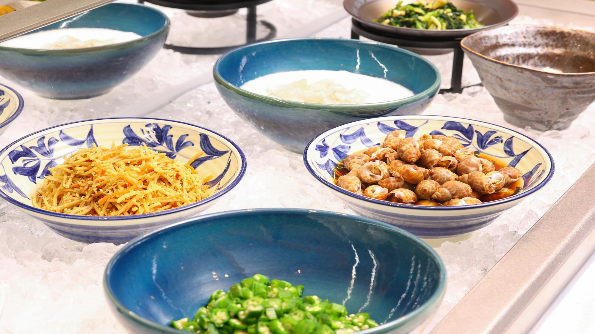 朝食ビュッフェ　千葉納豆、落花生味噌などを使用した和惣菜