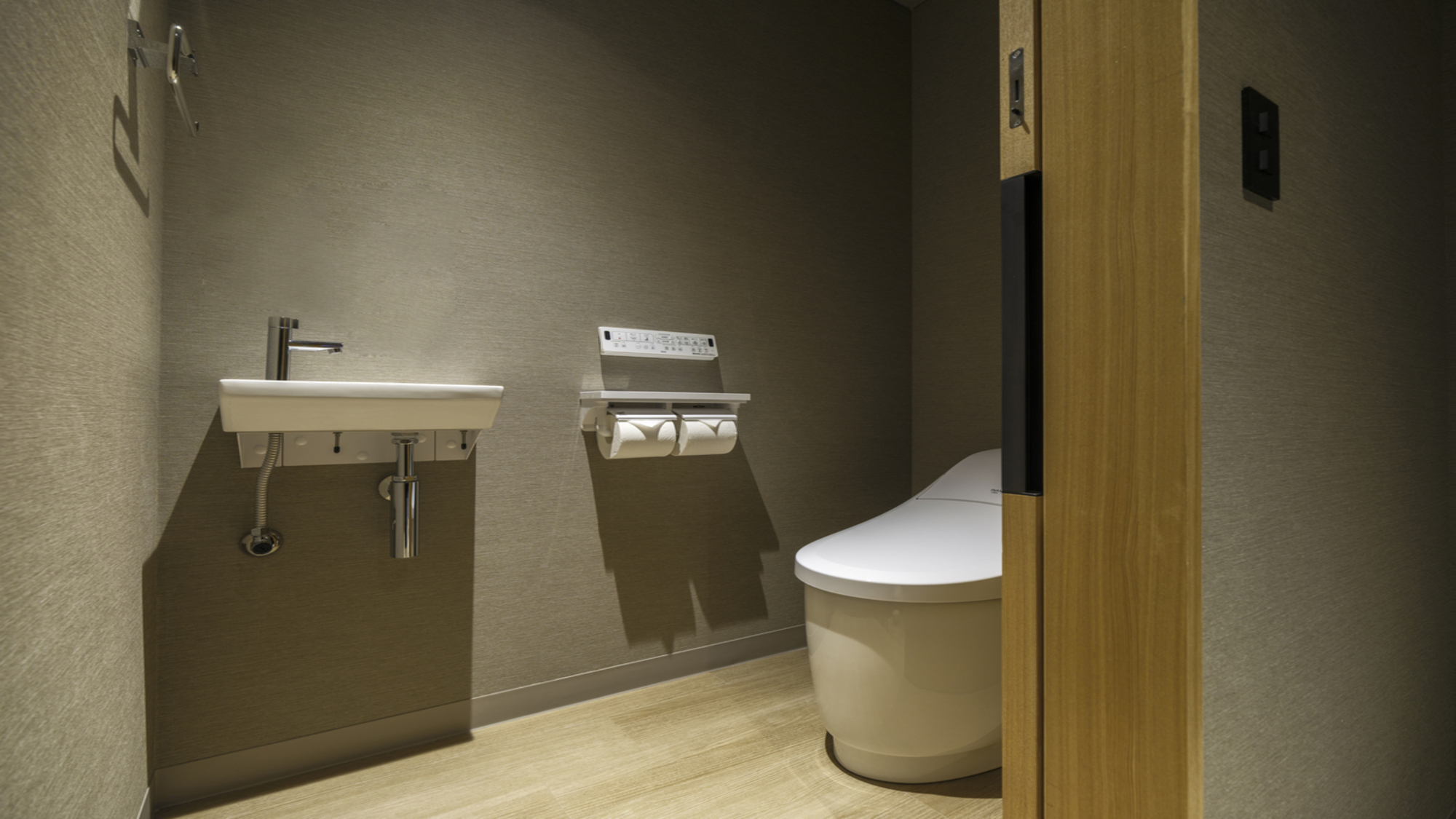 【天然温泉】露天風呂付プレミアムフォース～お手洗い～《2025年7月新設》