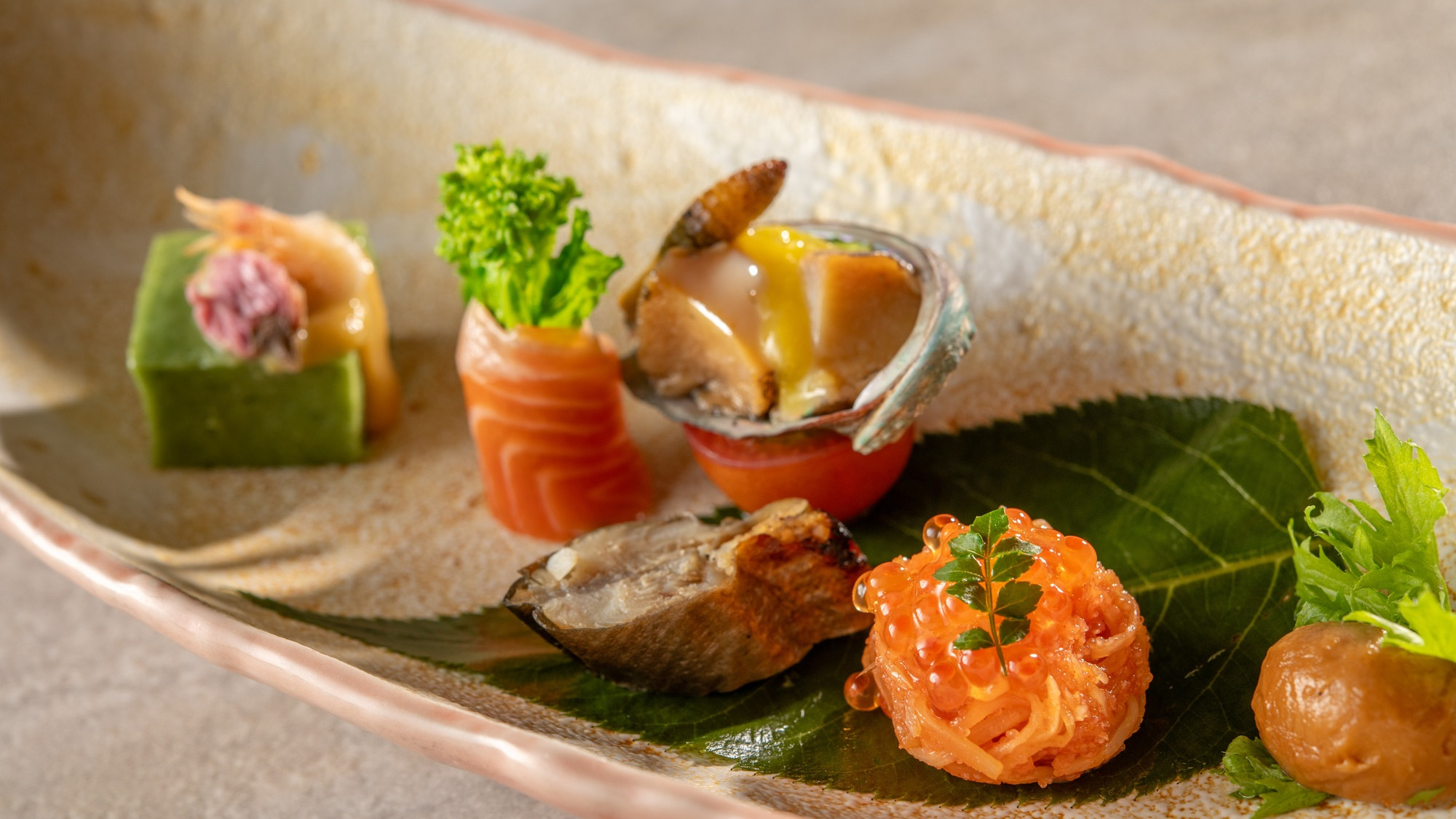 【極み会席】春(2026年3月～5月)先付け&酒  菜 ・よもぎ豆腐・日光ゆば薬膳仕立て 梅水晶