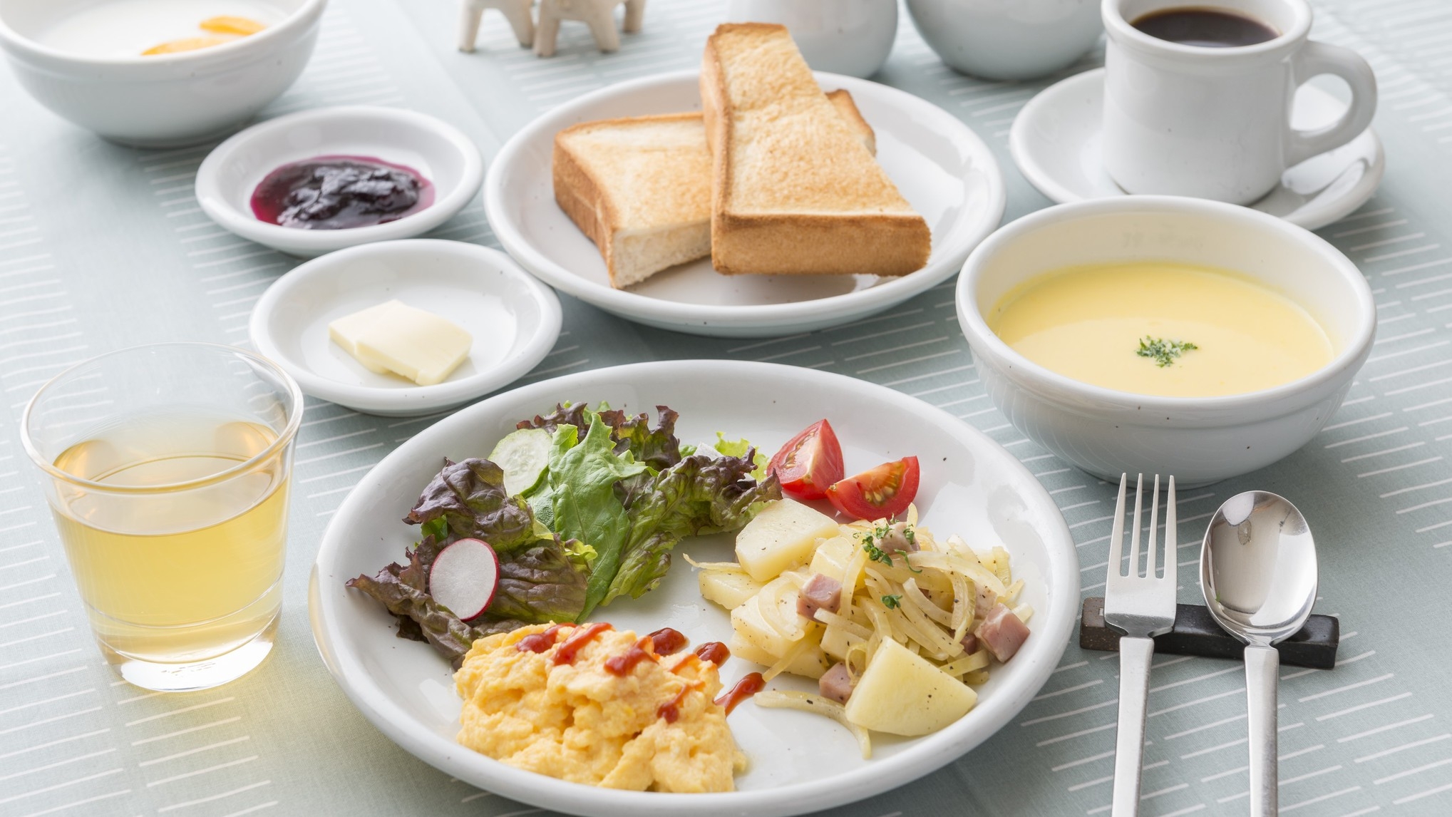 【スタンダード】気ままにのんびりと斑尾高原を満喫♪（朝食のみ付・バストイレ付）