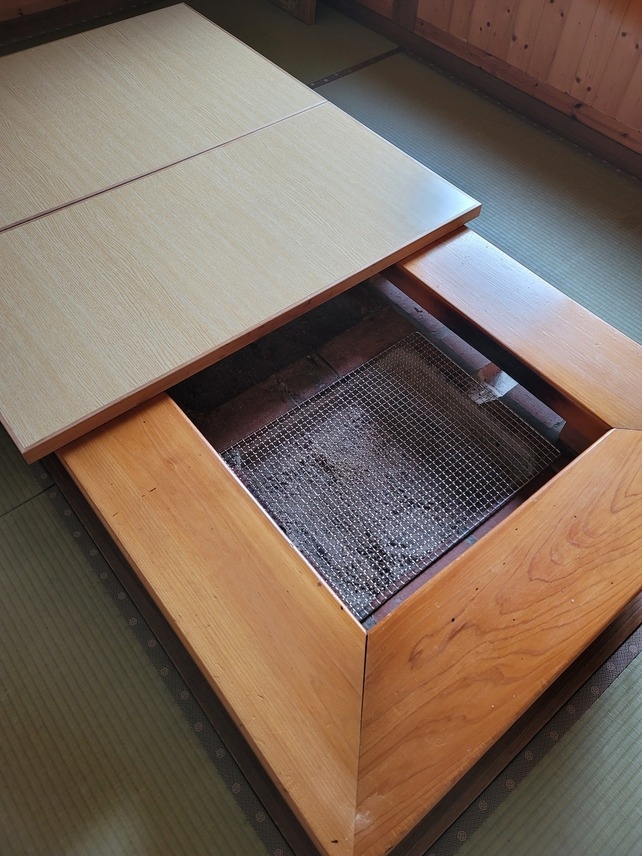松葉カニ☆焼かに・ちり鍋お一人様1.5匹コース