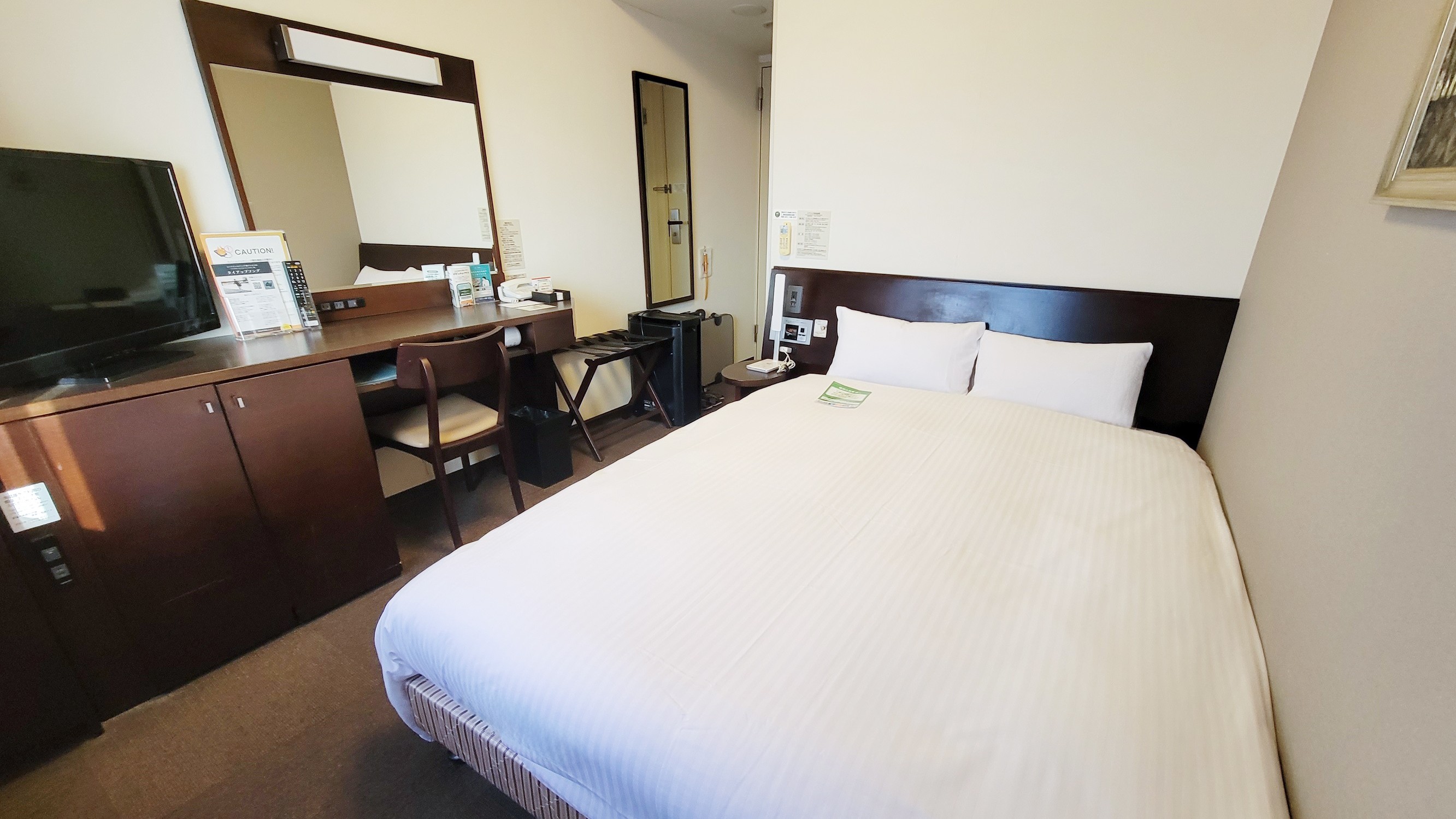 コンフォートセミダブルルーム