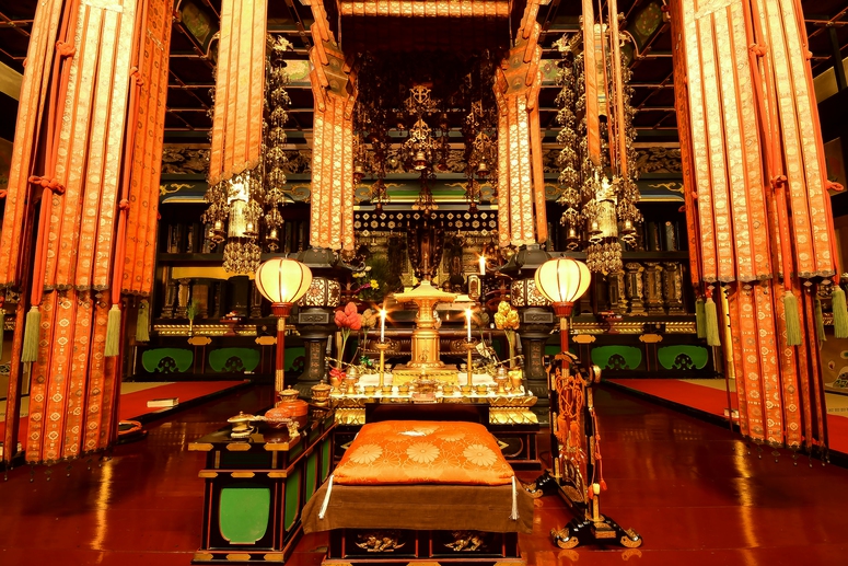 —上質な大人旅—歴史ある特別室で過ごす非日常な体験。