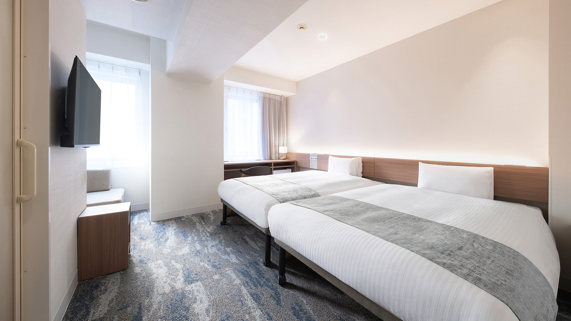 スーペリアツインルーム★24㎡【ベッド130㎝&times;2台】