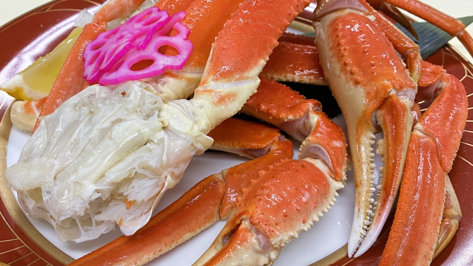 【期間限定】《贅沢+お得！》夕食を彩るズワイガニ付きプラン★