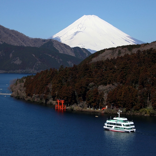 芦ノ湖　遊覧船