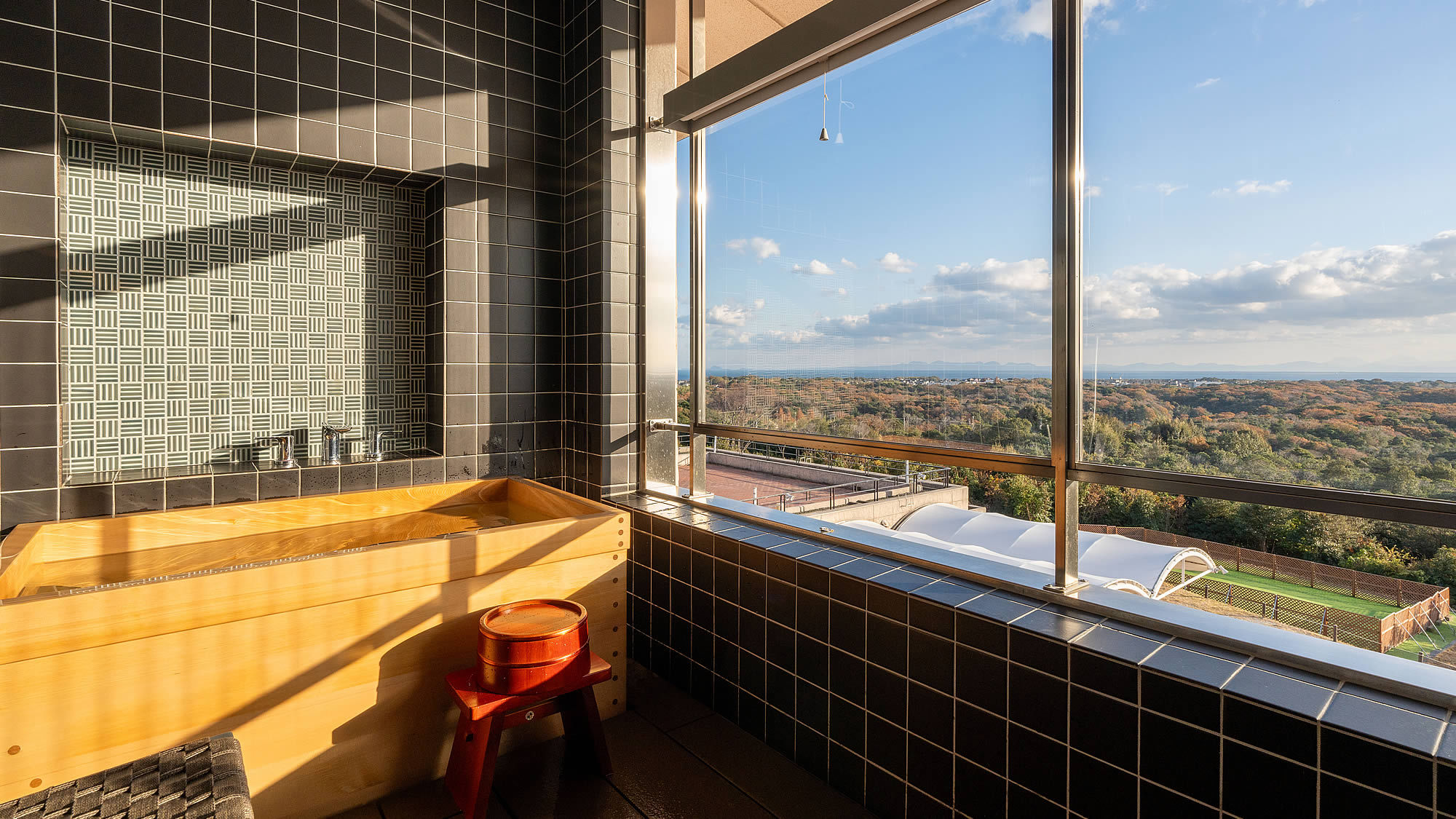 ３１１号室　天