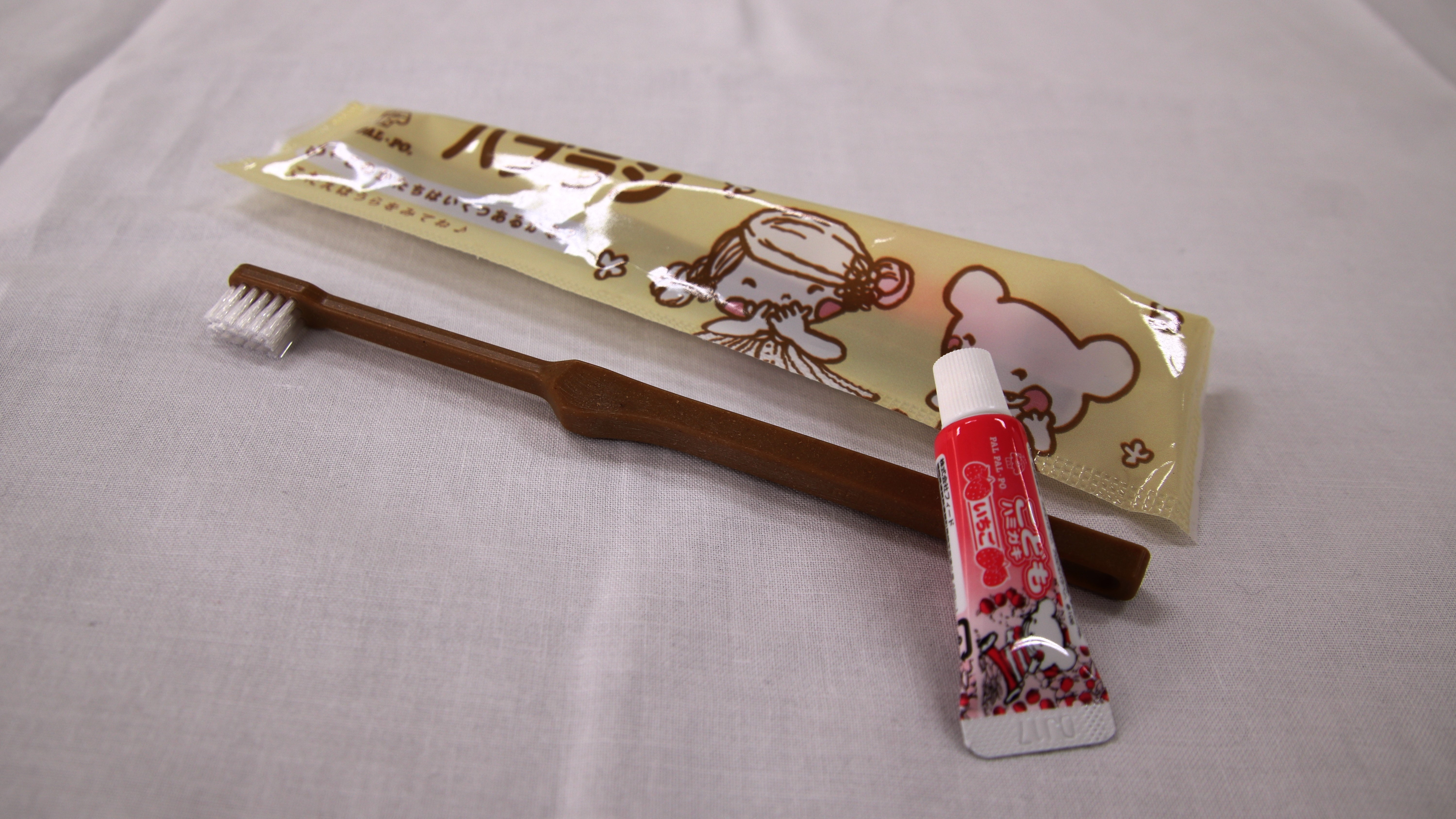 お子様用歯ブラシ